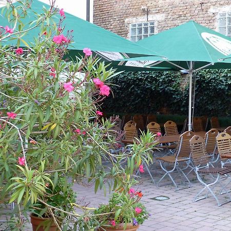 Hotel Alte Bruecke Бад Хомбург фор дер Хьое Екстериор снимка